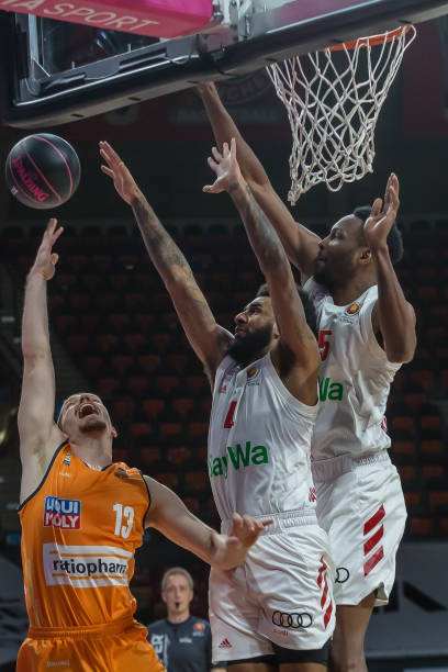 为众多球迷 为众多球迷