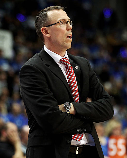 展示了利物 展示了利物